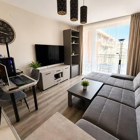 Orchid Flower Apartman